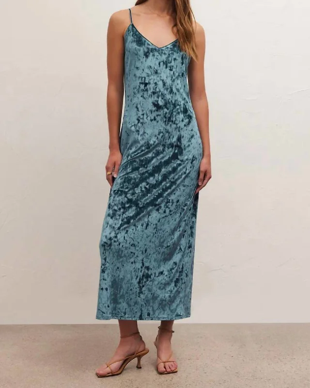 Holiday Sale Selina Crushed Velvet Dress in Abyss | Abyss